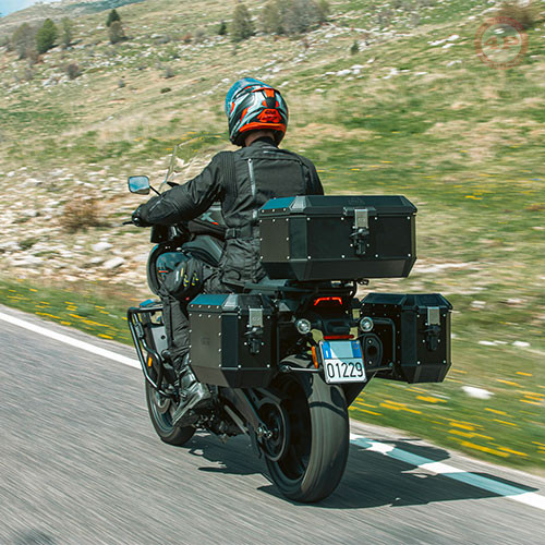 Thùng sau GIVI 56 Lit Bằng Nhôm Trekker Alaska ALA56B - Phượt 4P - Ảnh 2